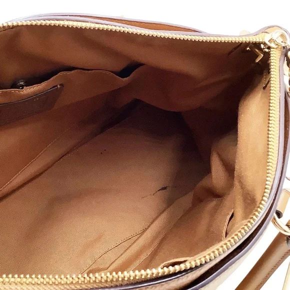 {Coach} Mia Satchel # F76640